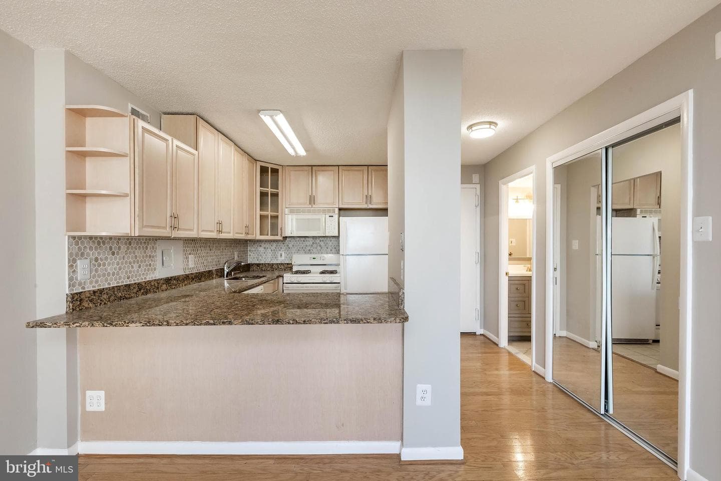 5225 Pooks Hill Road #1017s photo 18