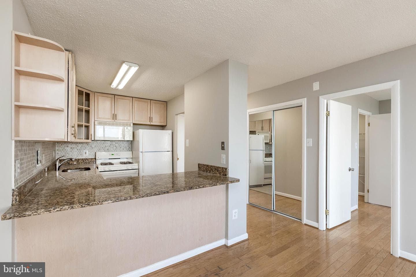 5225 Pooks Hill Road #1017s photo 19