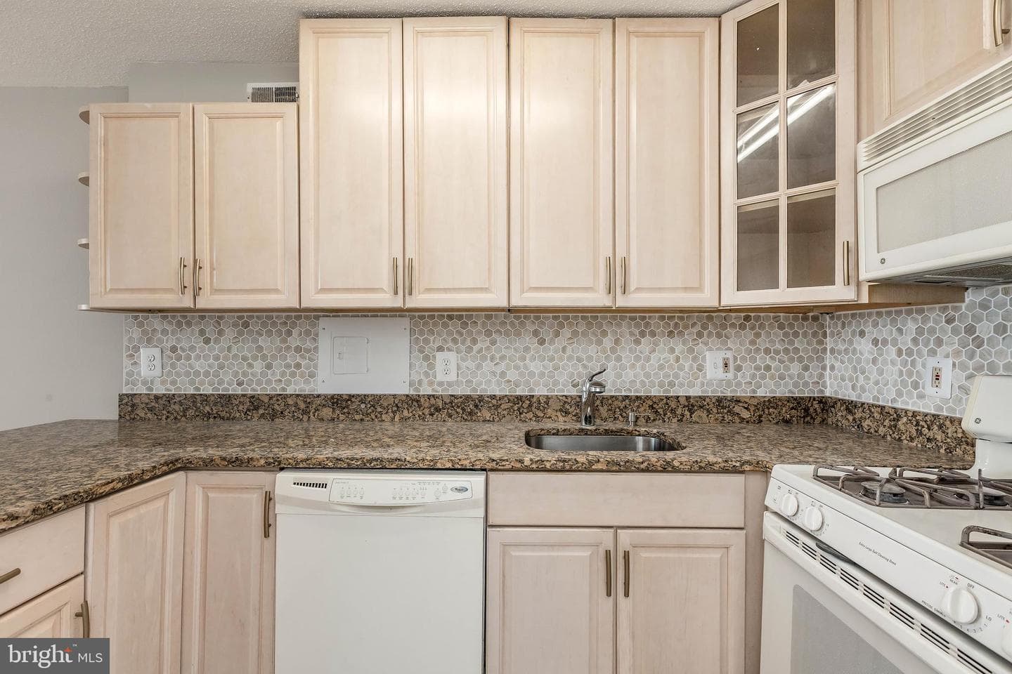 5225 Pooks Hill Road #1017s photo 21