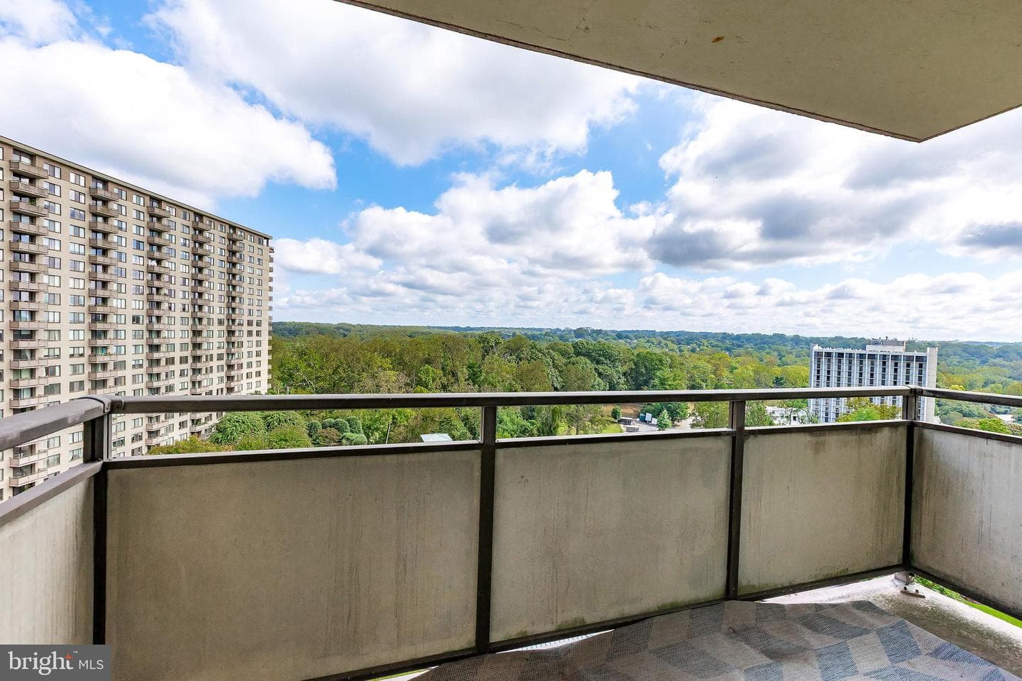 5225 Pooks Hill Road #1017s photo 34