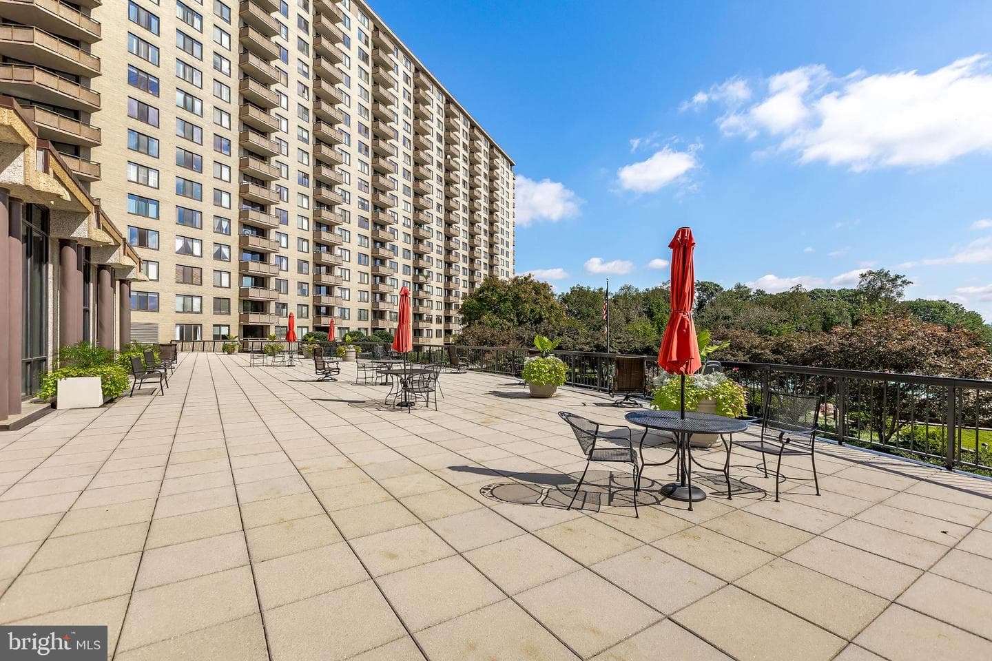 5225 Pooks Hill Road #1017s photo 39