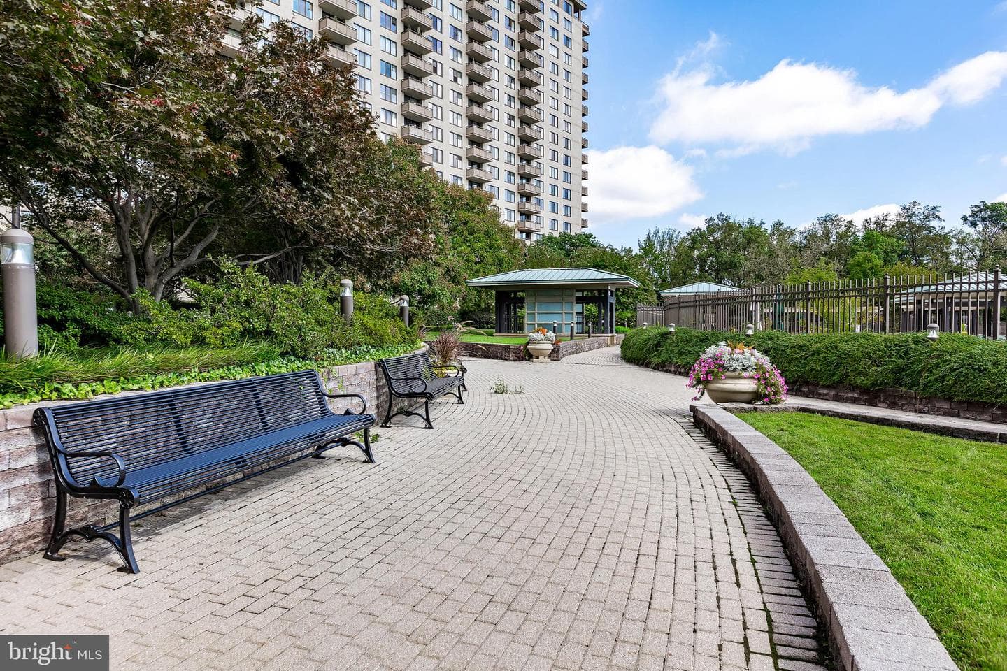 5225 Pooks Hill Road #1017s photo 47