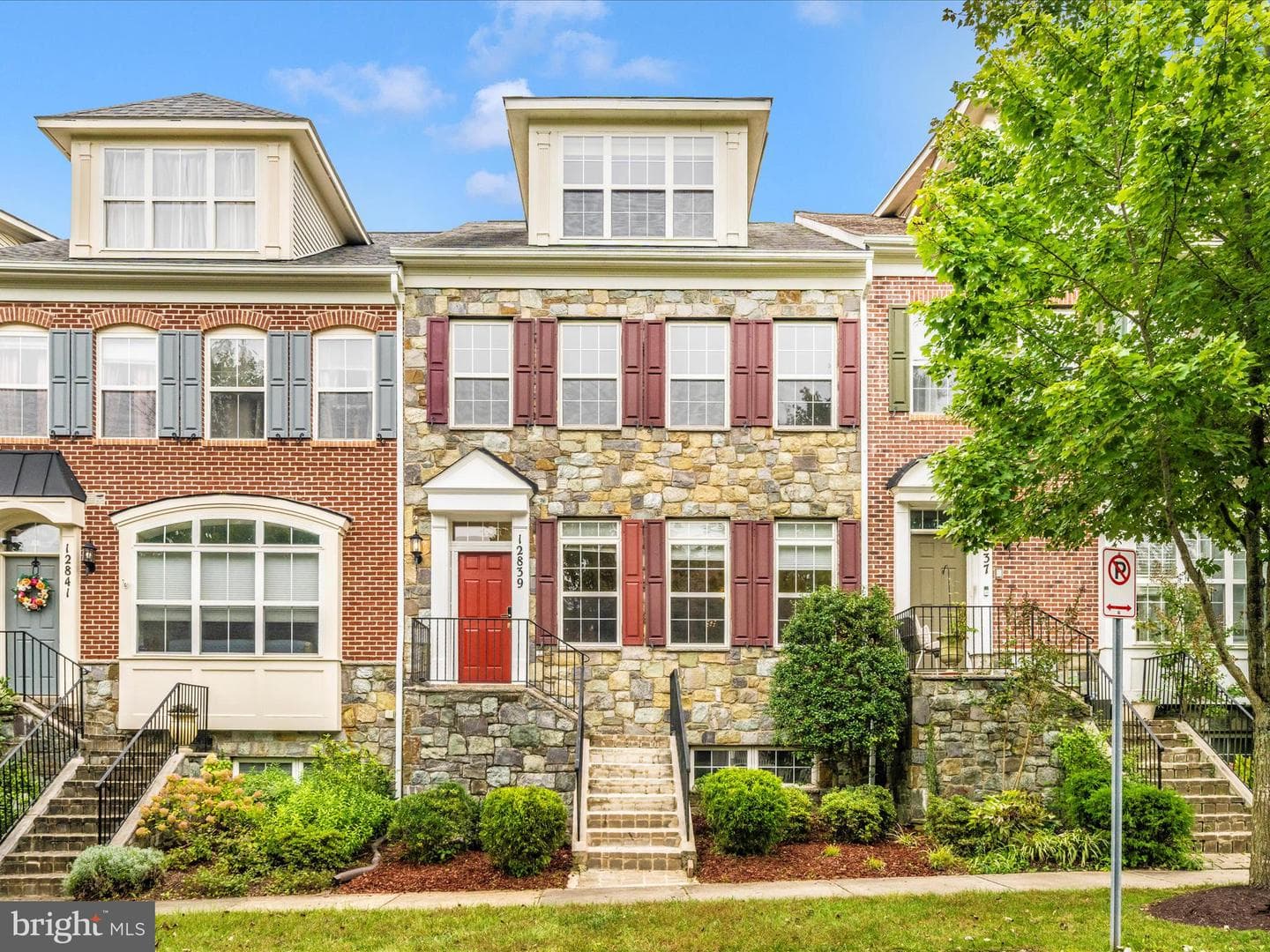 12839 Grand Elm Street photo 1