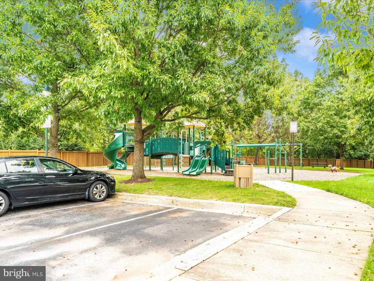 12839 Grand Elm Street photo 43