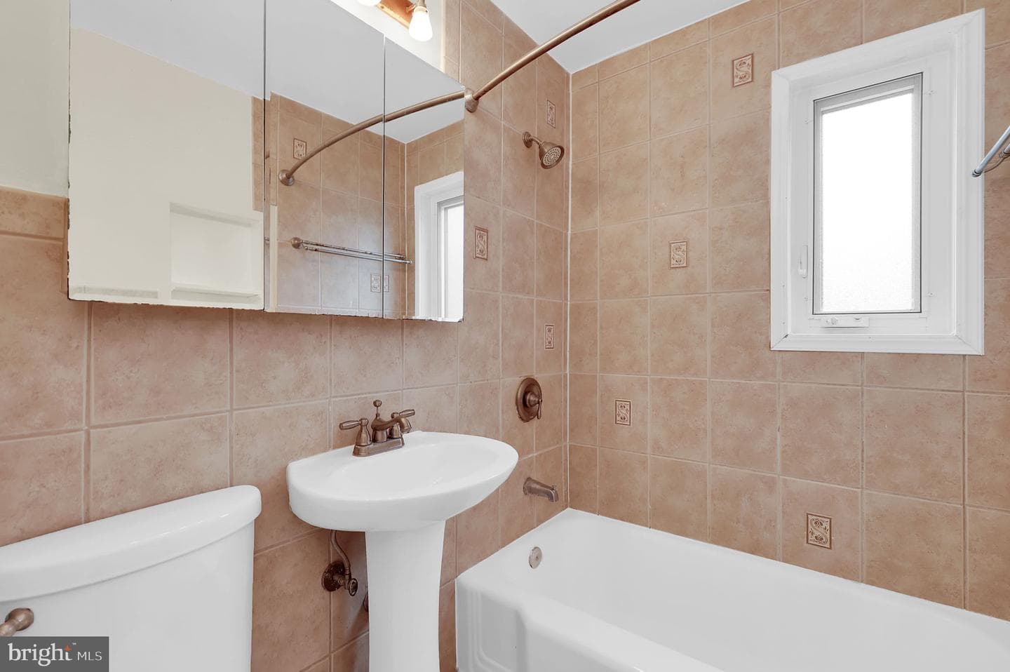 10411 Montrose Avenue #301 photo 13