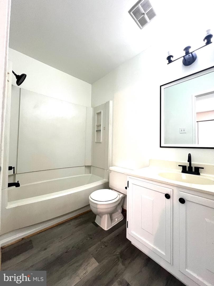 13104 Cherry Bend Terrace photo 4