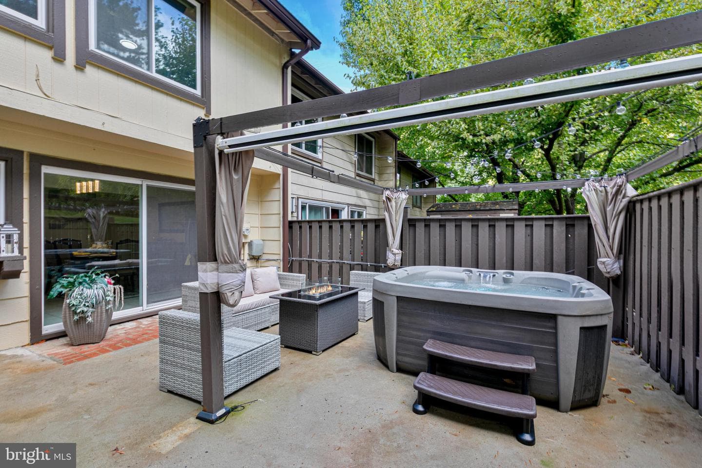 9108 Centerway Road photo 27