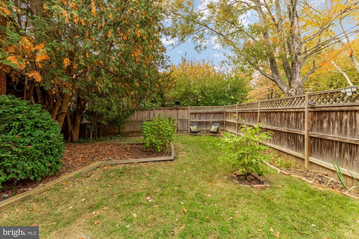 905 Malcolm Drive photo 33