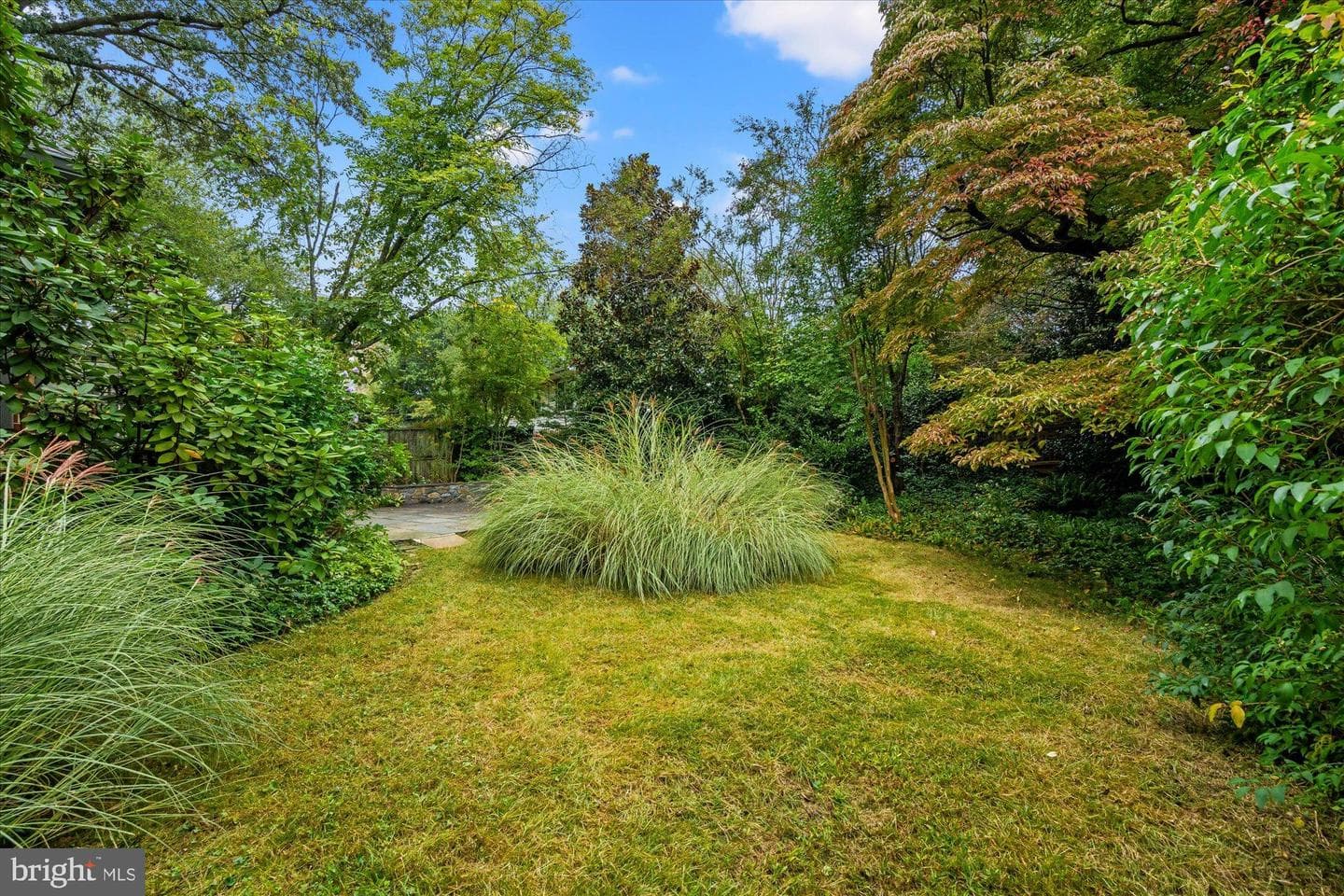 5402 Surrey Street photo 18