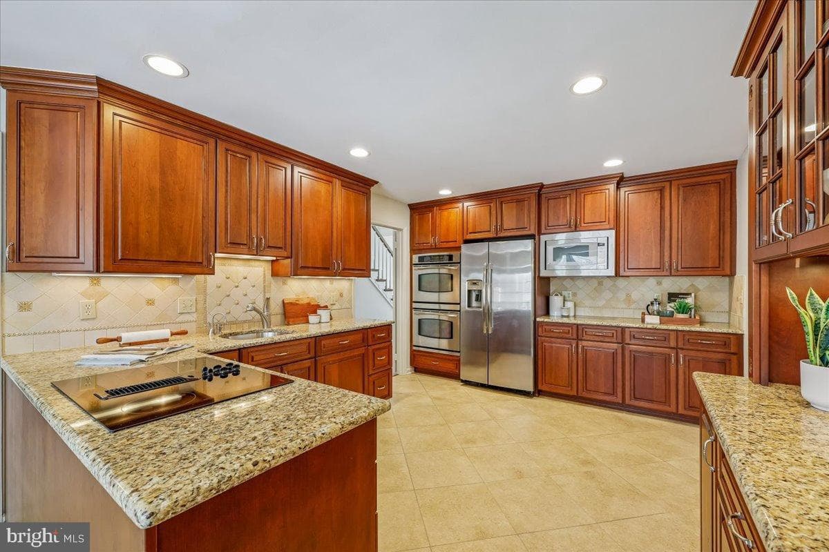 9825 Korman Court photo 18