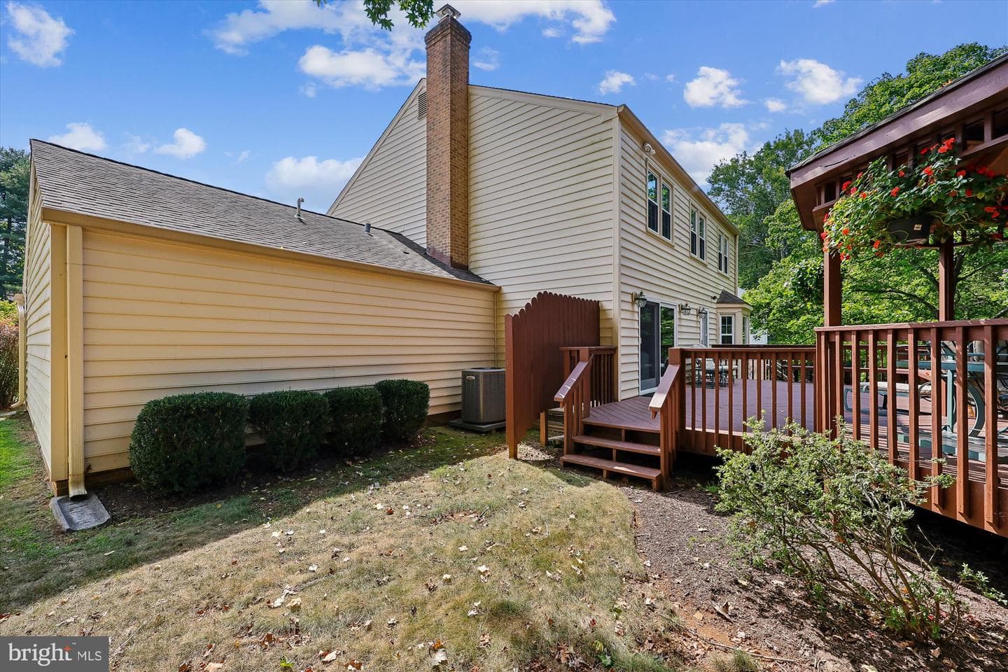 9825 Korman Court photo 42