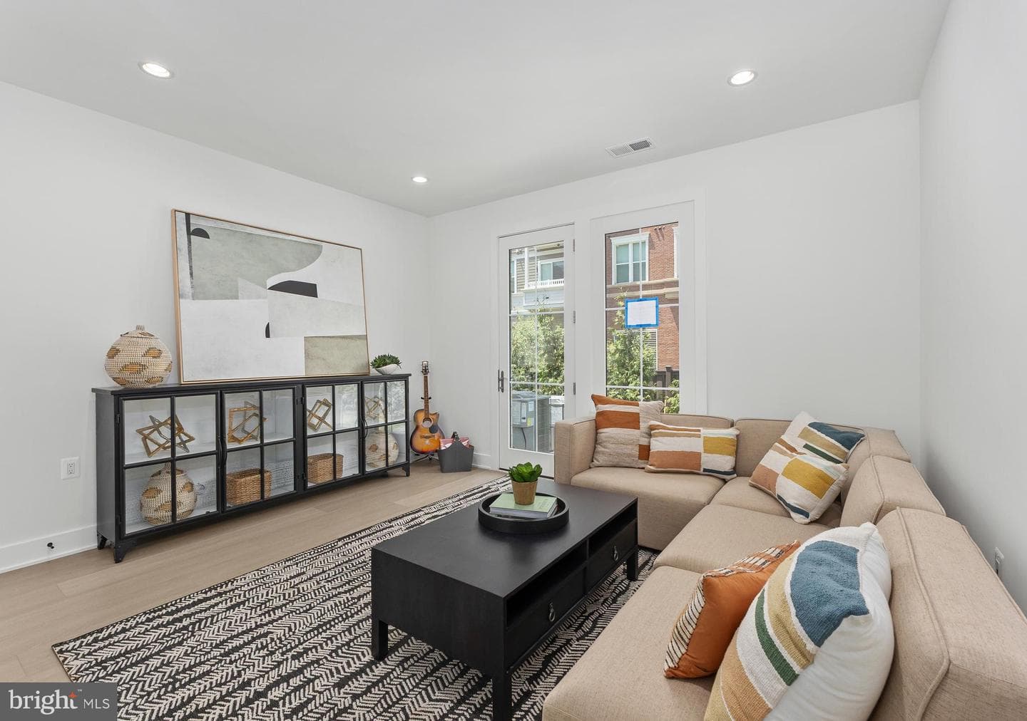 8603 Erdem Place photo 12