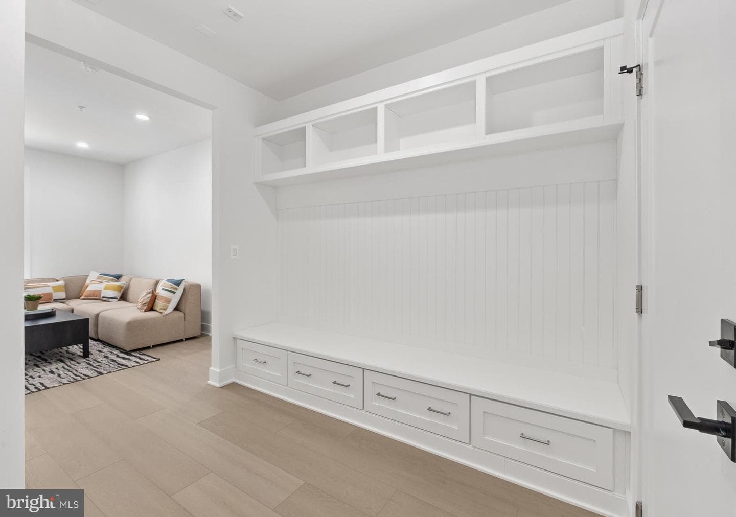 8603 Erdem Place photo 13