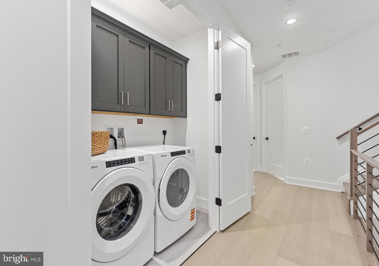 8603 Erdem Place photo 17