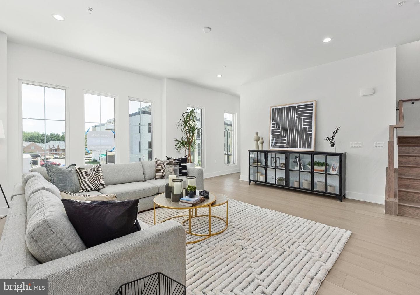 8603 Erdem Place photo 20