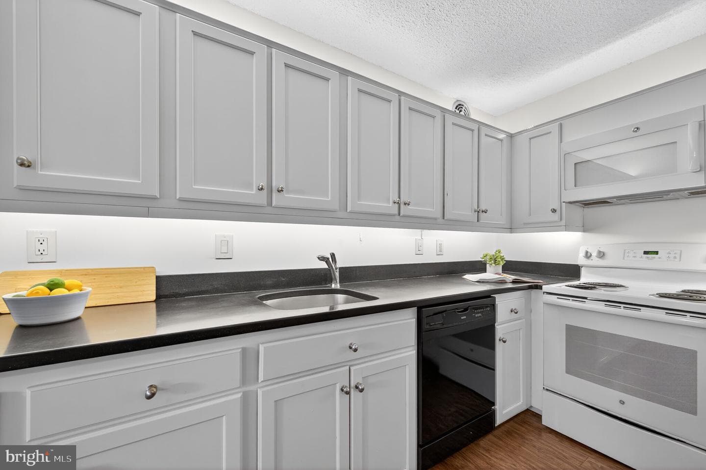 7420 Westlake Terrace #210 photo 12