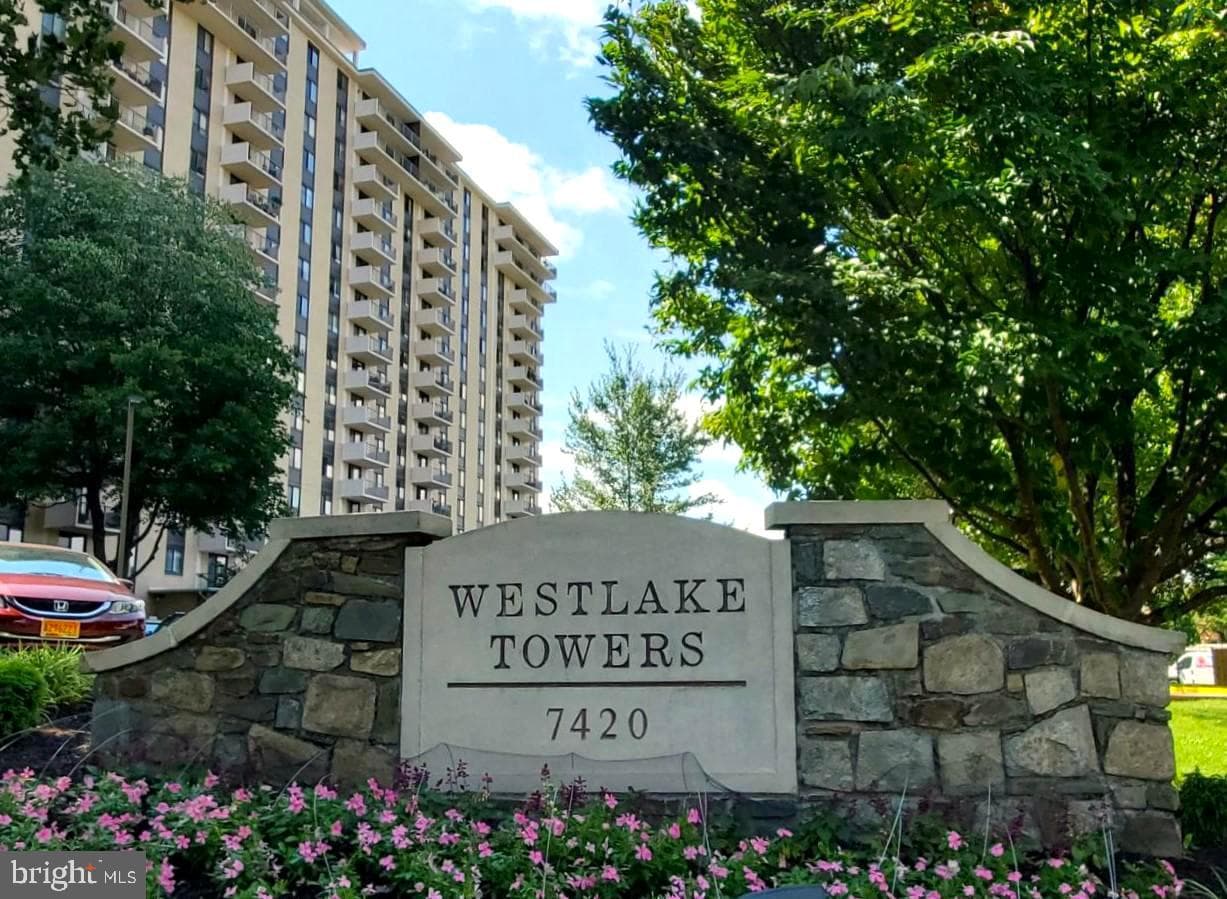 7420 Westlake Terrace #210 photo 2