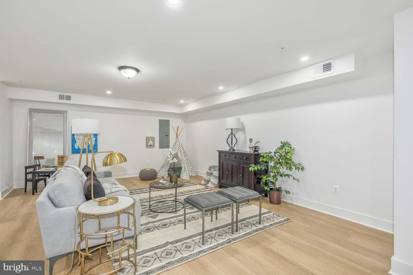 6419 Eastern Avenue photo 32