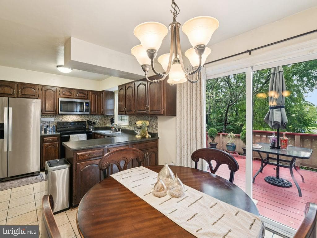 1927 Amberstone Court #4 photo 12
