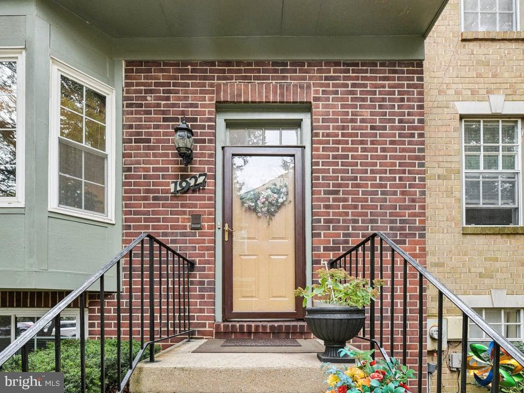1927 Amberstone Court #4 photo 2