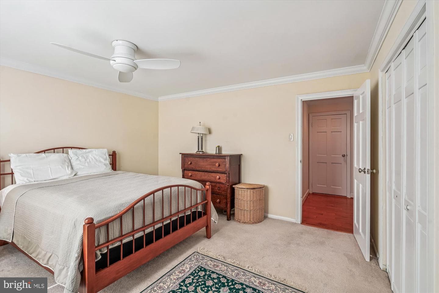 4960 Sentinel Drive #10-302 photo 22