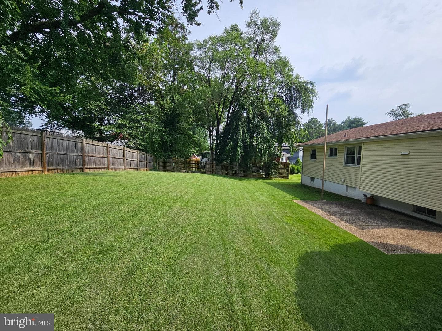 4627 Glasgow Drive photo 4