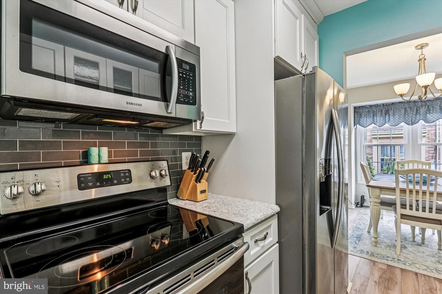 4002 Norbeck Square Drive photo 13
