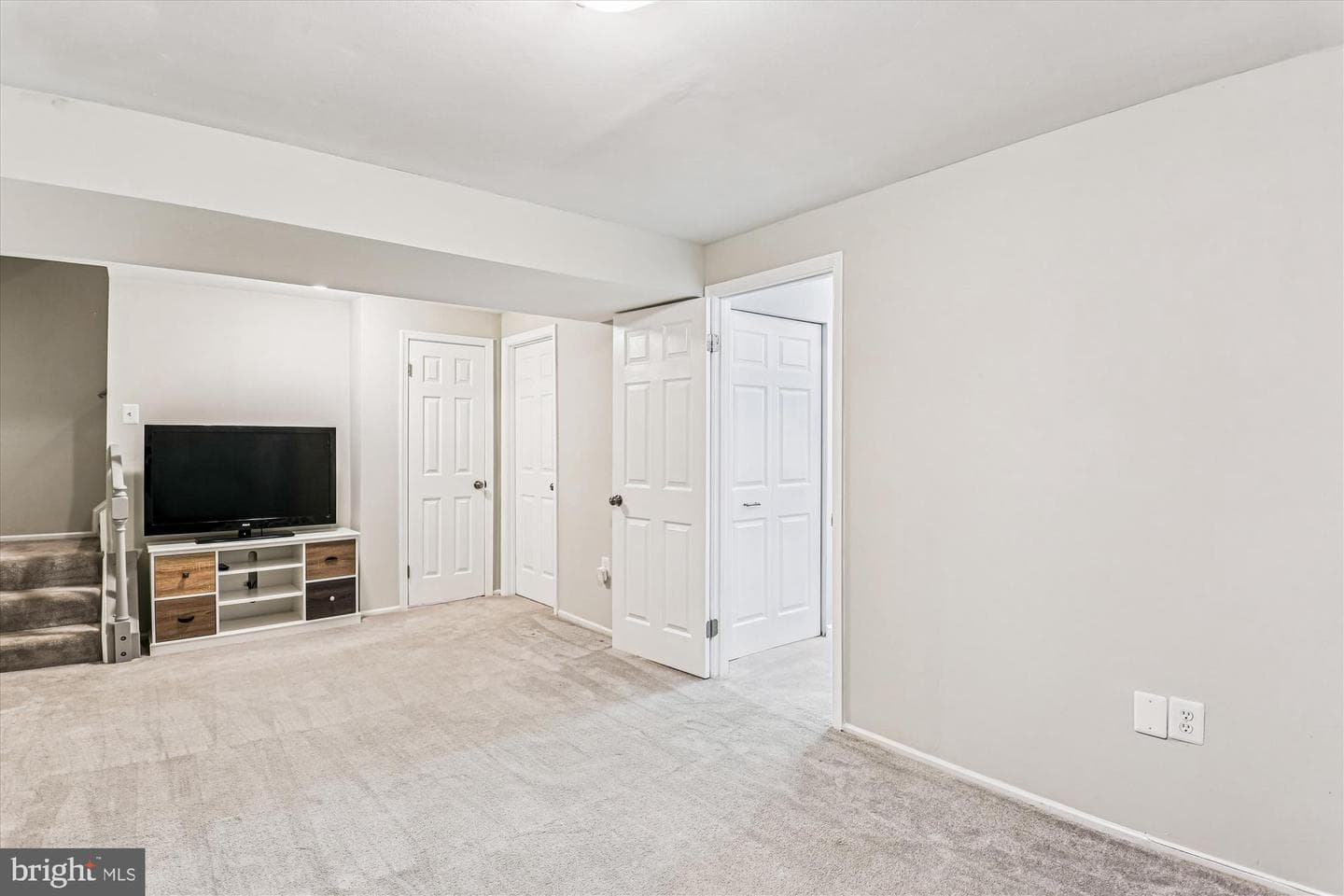 4002 Norbeck Square Drive photo 38