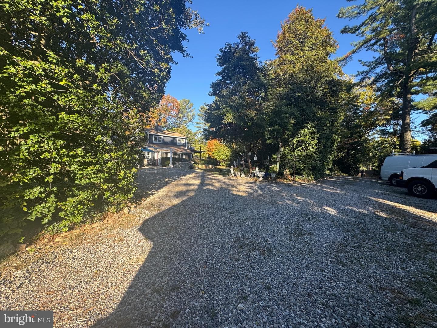 17100 King James Way photo 3