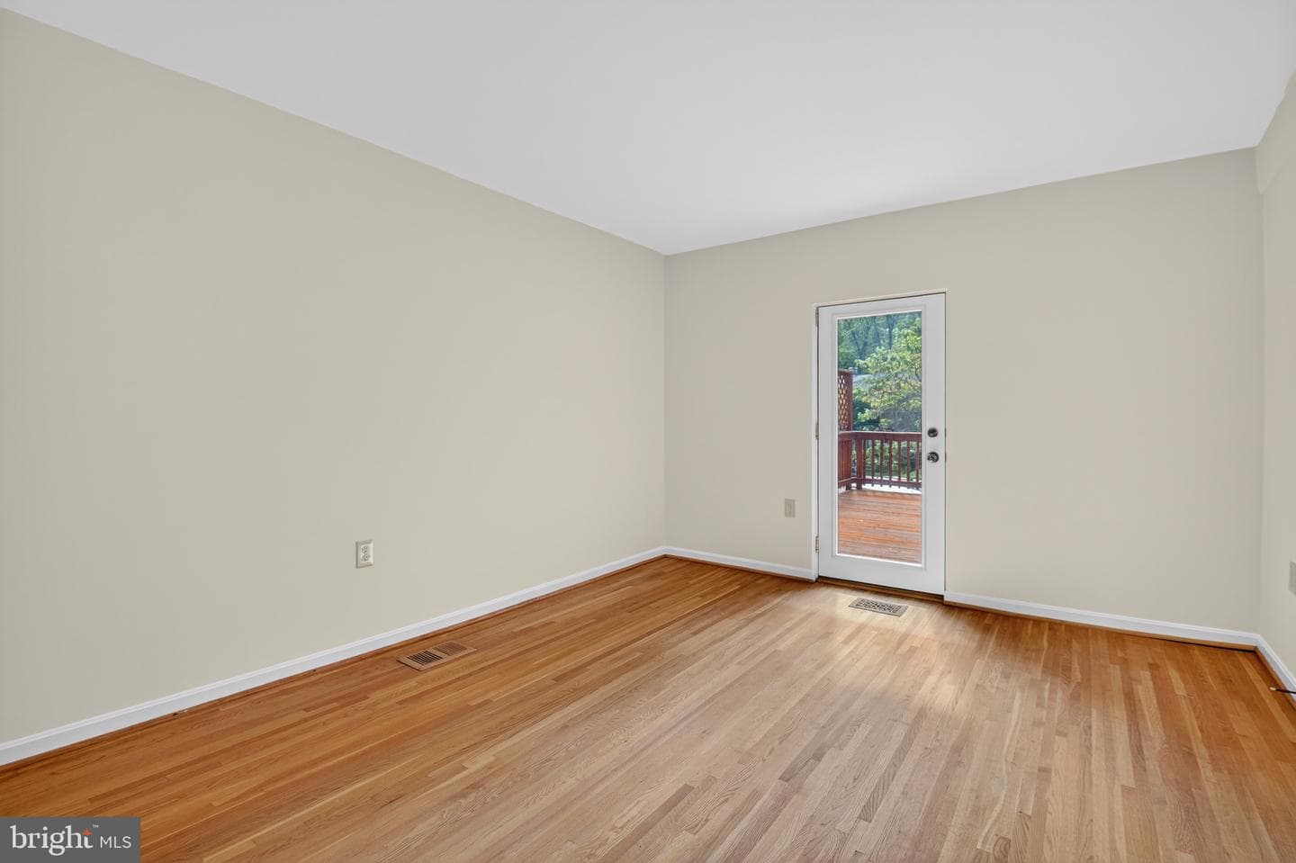 10739 Deborah Drive photo 12