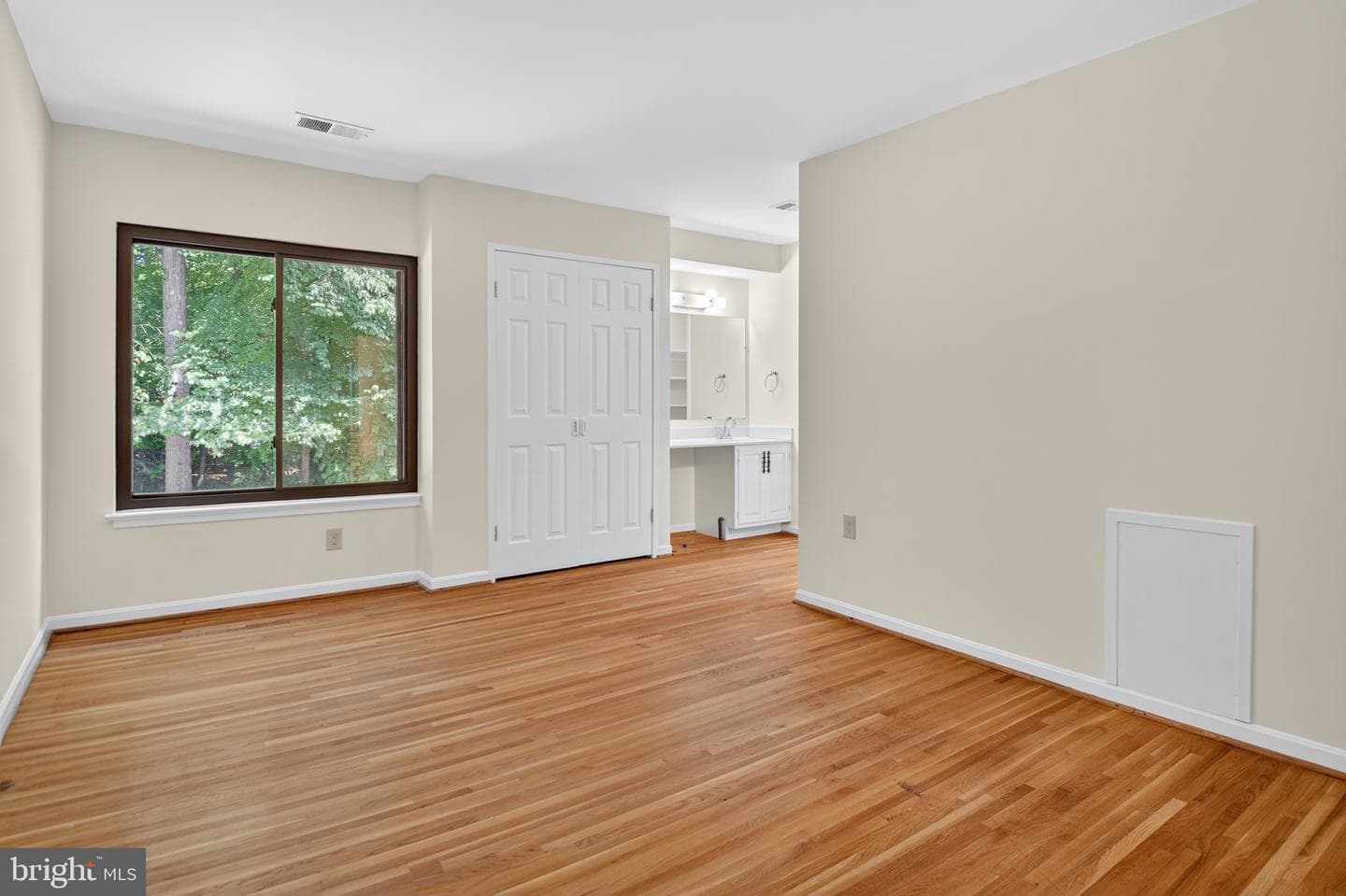 10739 Deborah Drive photo 14