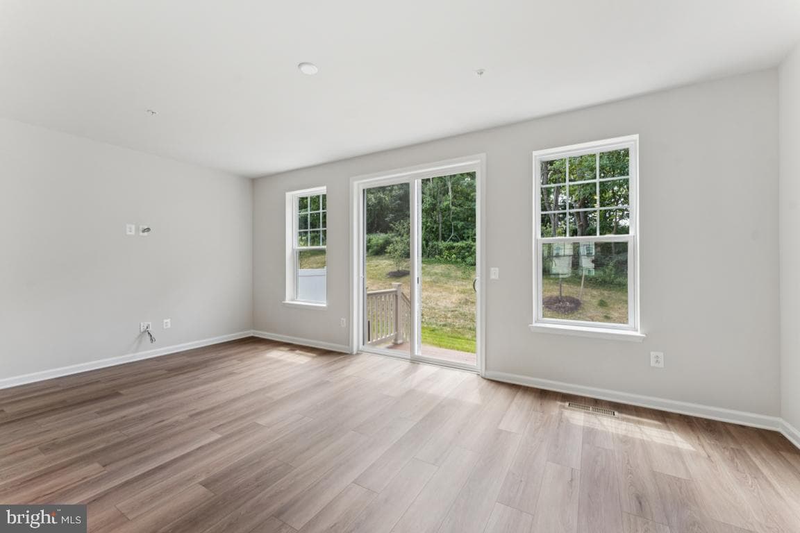 10182 Kings Grove Way photo 11