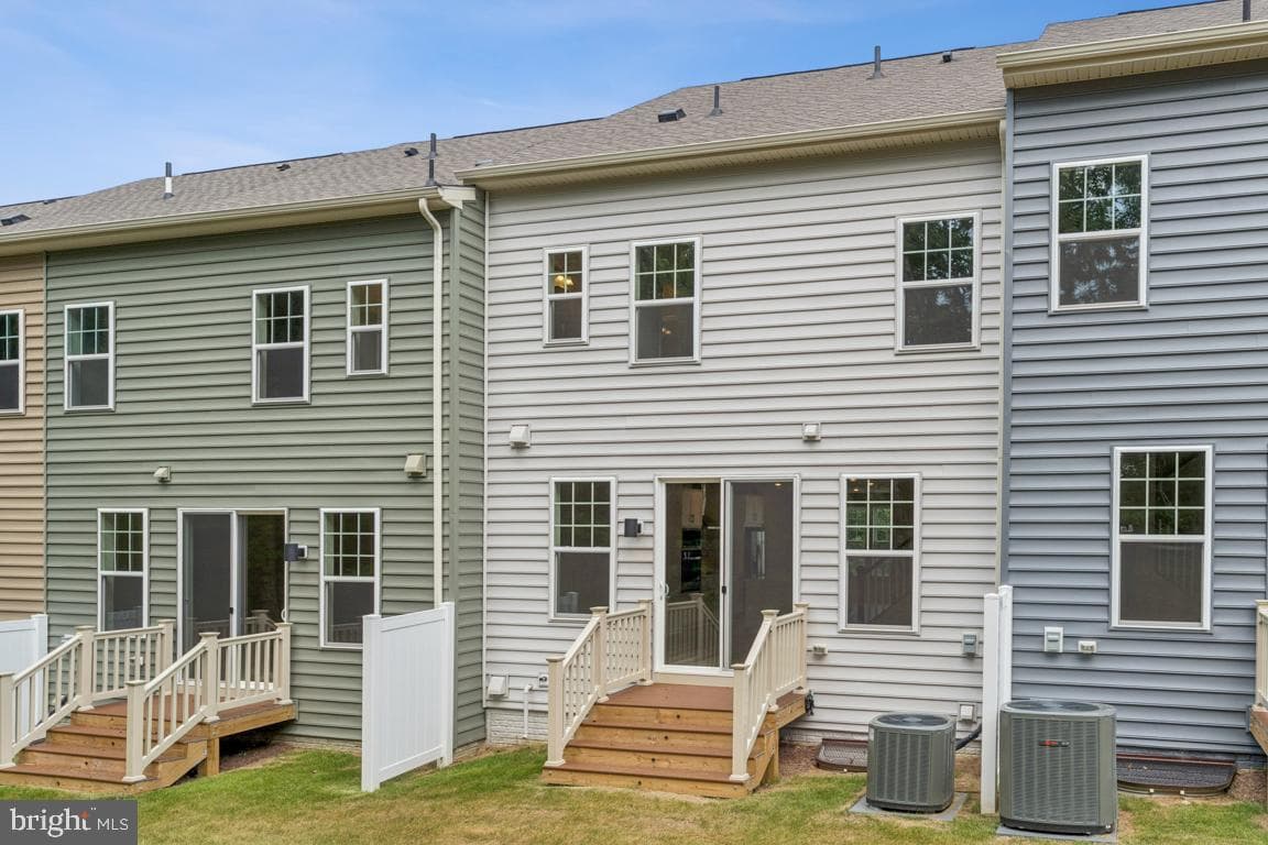 10182 Kings Grove Way photo 24