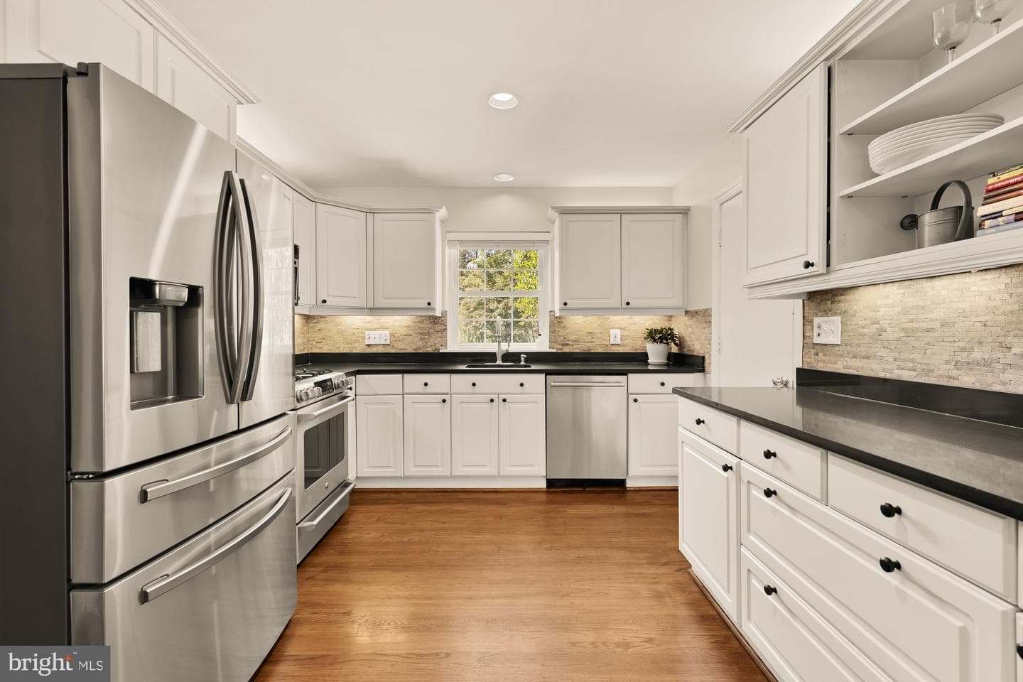 6405 Redwing Road photo 13