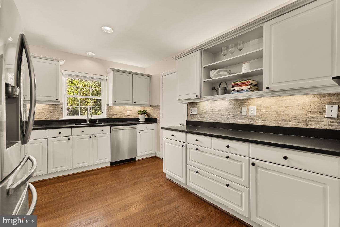 6405 Redwing Road photo 14