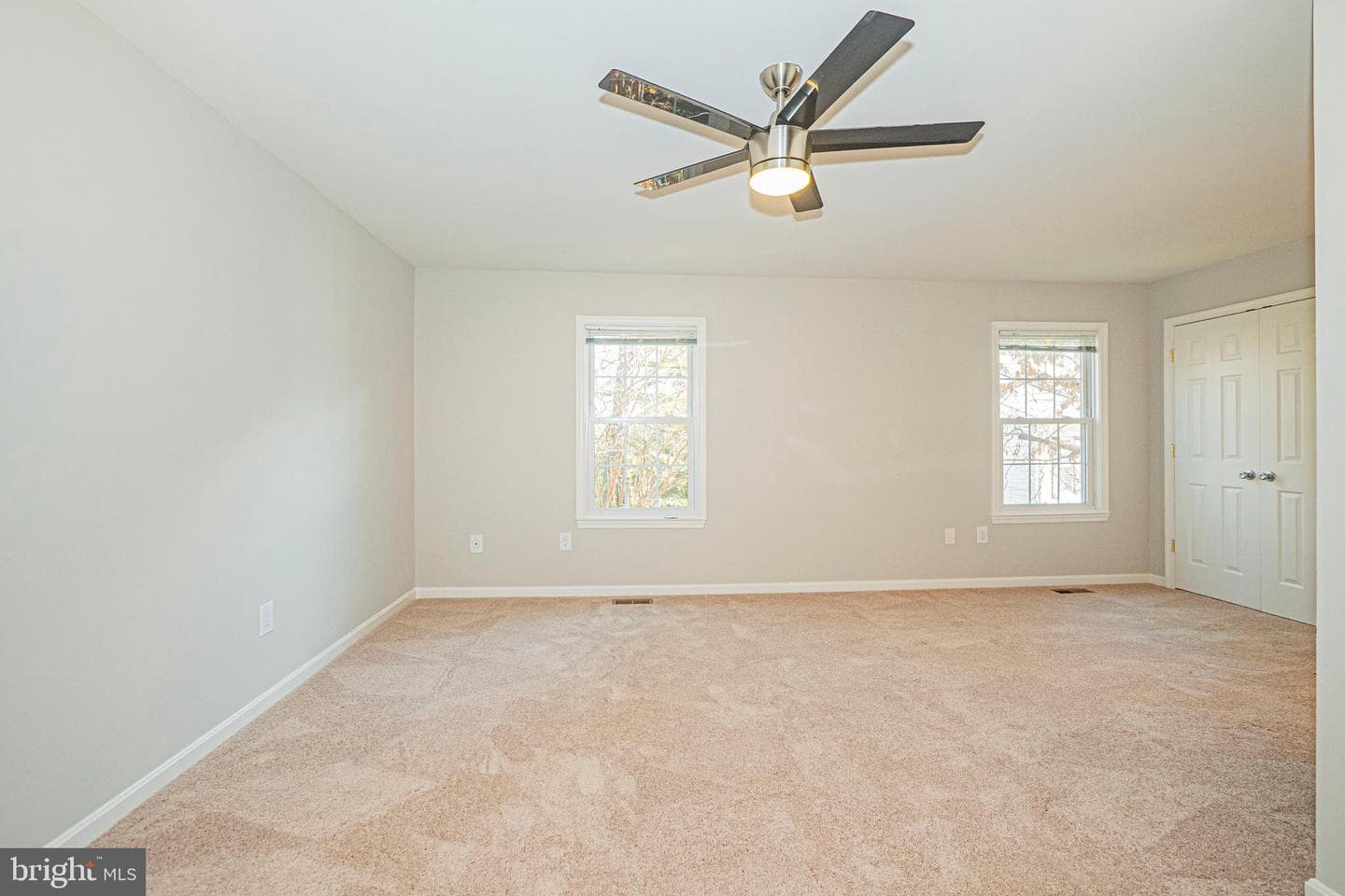 101 Kestrel Court photo 32