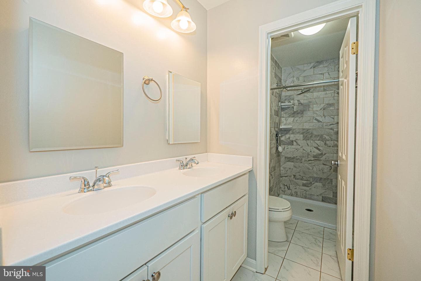 101 Kestrel Court photo 37
