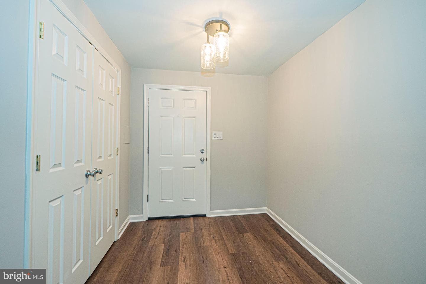 101 Kestrel Court photo 4