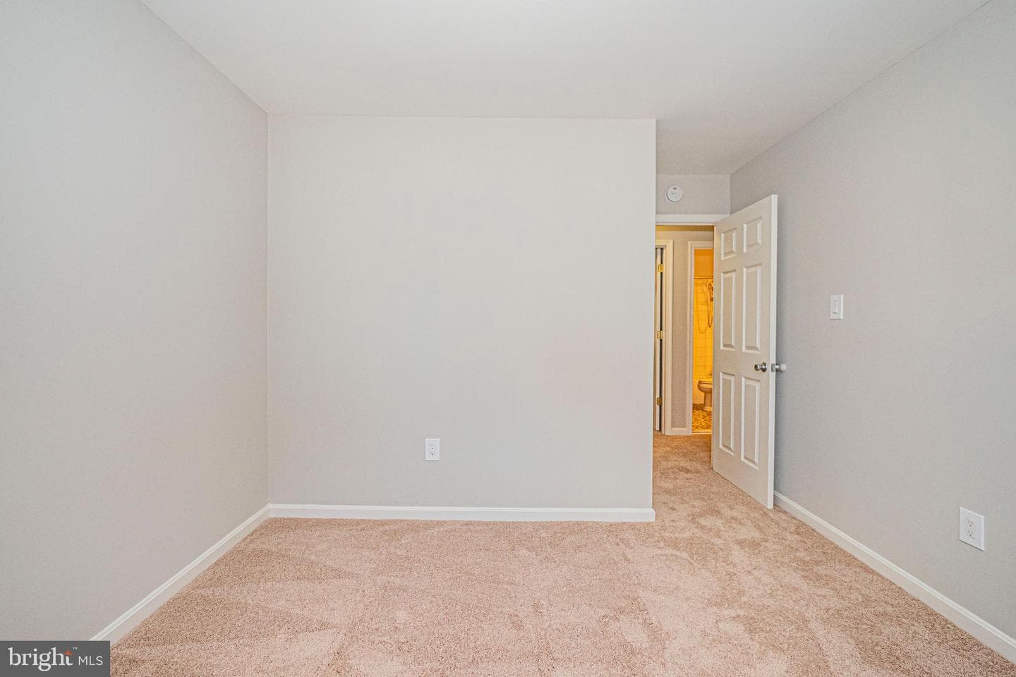101 Kestrel Court photo 41