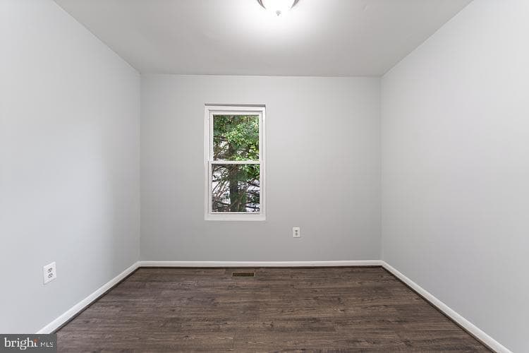 11111 Weatherburn Place photo 20