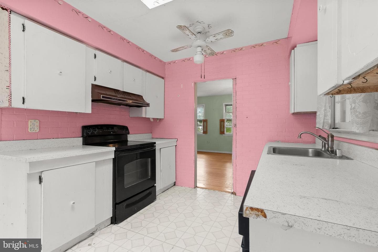 12903 Morningside Lane photo 9