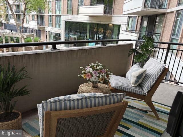 4620 N Park Avenue #206e photo 3