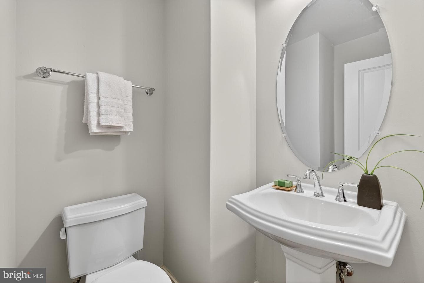864 Thompson Crescent #44 photo 5