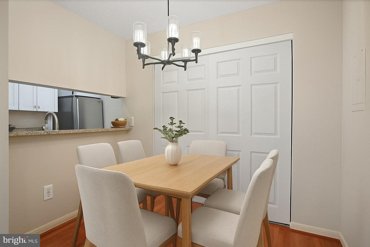 1605 Carriage House Terrace #h photo 11
