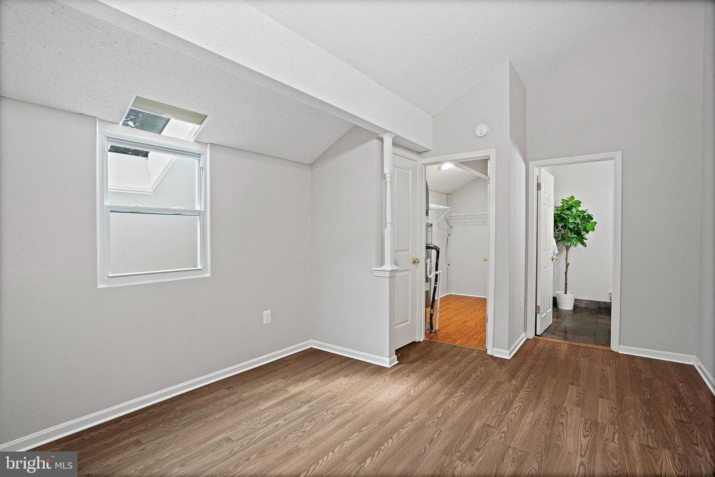 1605 Carriage House Terrace #h photo 26