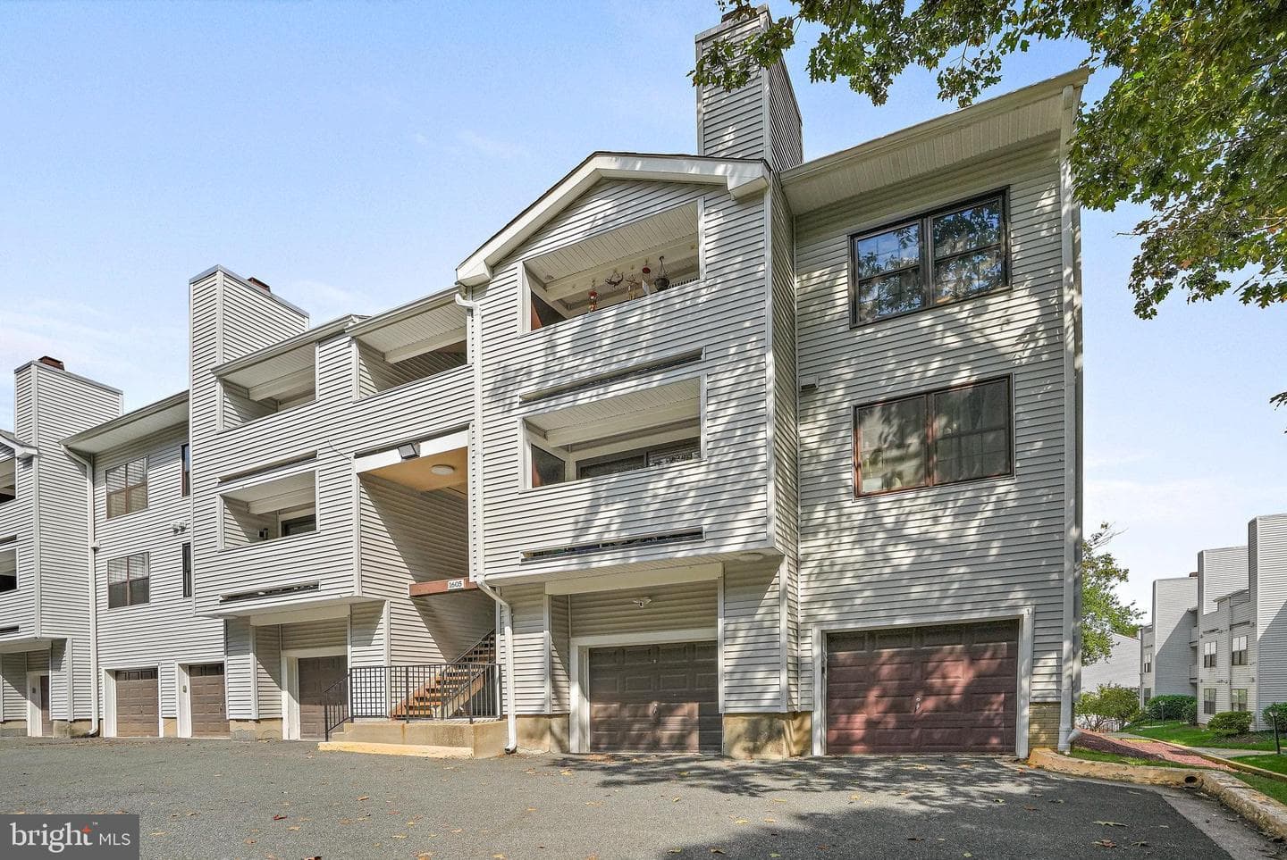 1605 Carriage House Terrace #h photo 41