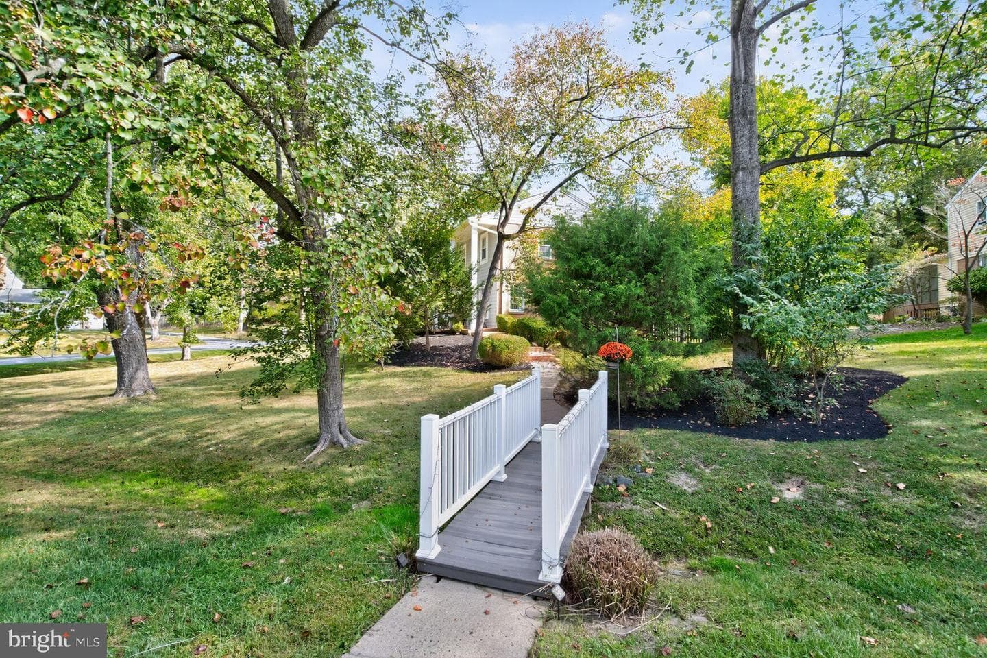 2301 Starcrest Drive photo 35