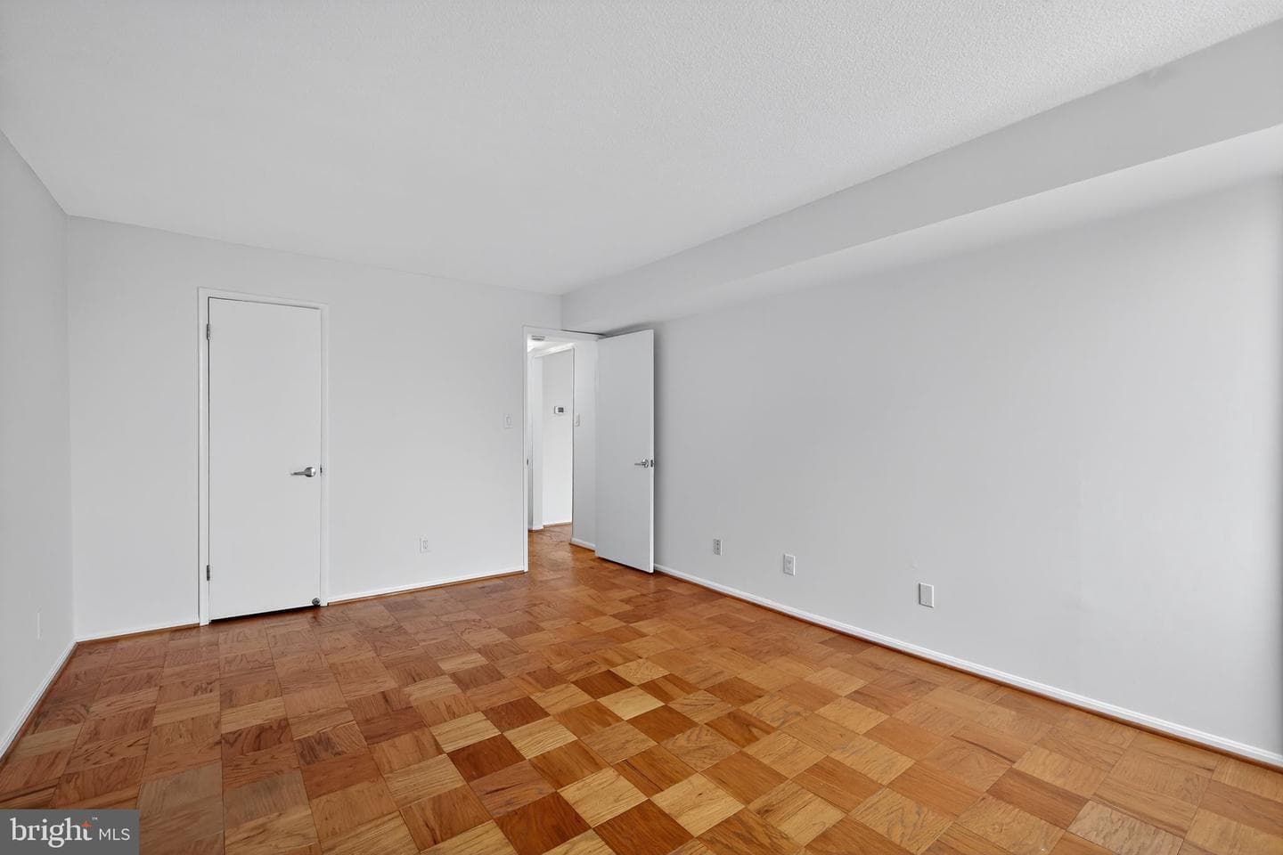 118 Monroe Street #604 photo 17