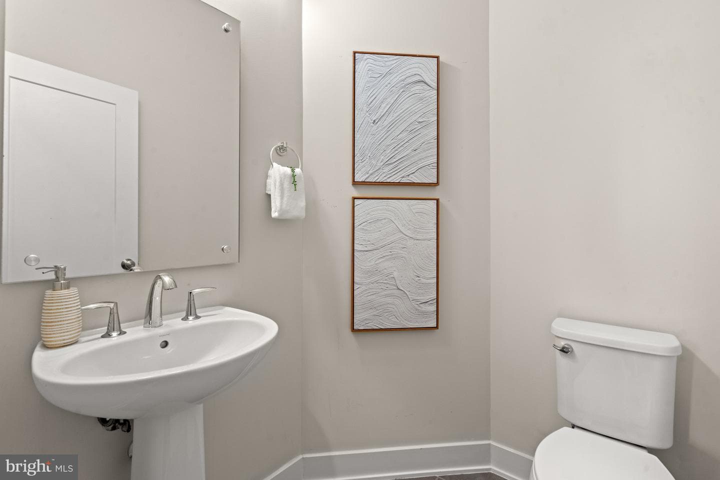 10358 Jacobsen Street photo 11