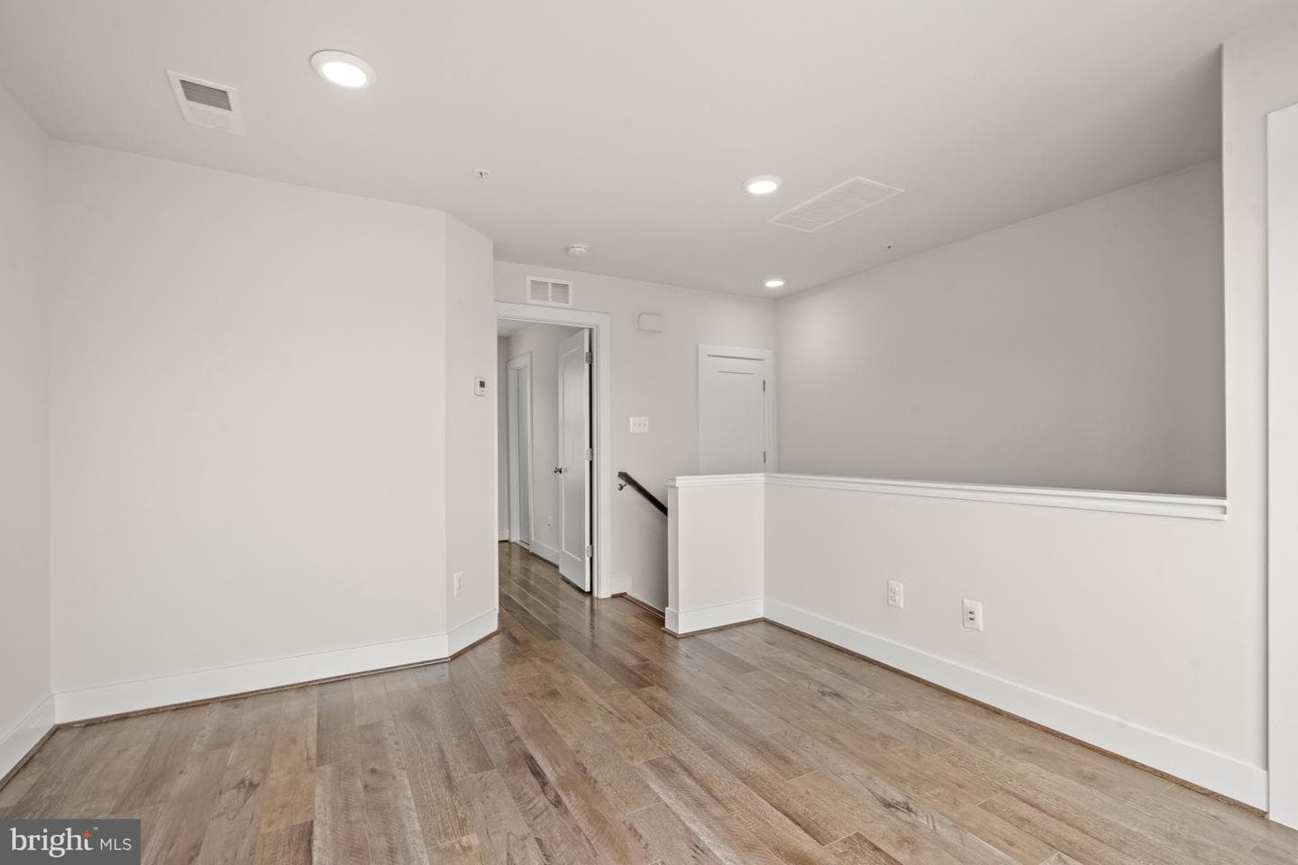 10358 Jacobsen Street photo 23